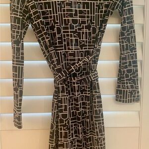 Diane von Furstenberg Silk Wrap Dress Vintage. Black with White DVF Initials